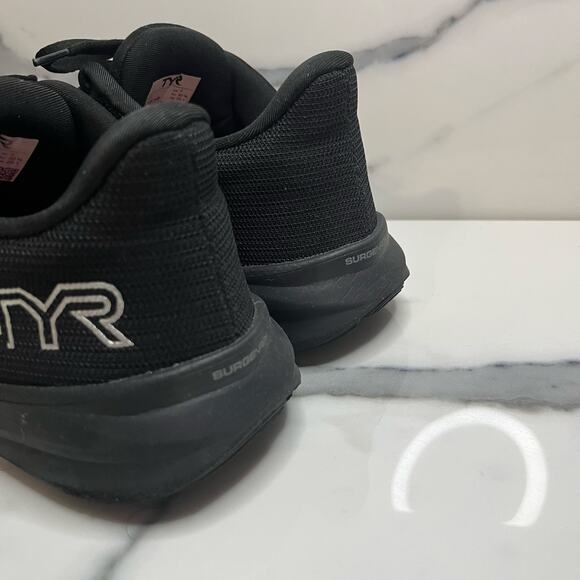 TYR Techknit RNR-1 Men's Size 7.5 Women's 9 US Black Trainers Athletic Shoes - Picture 5 of 8
